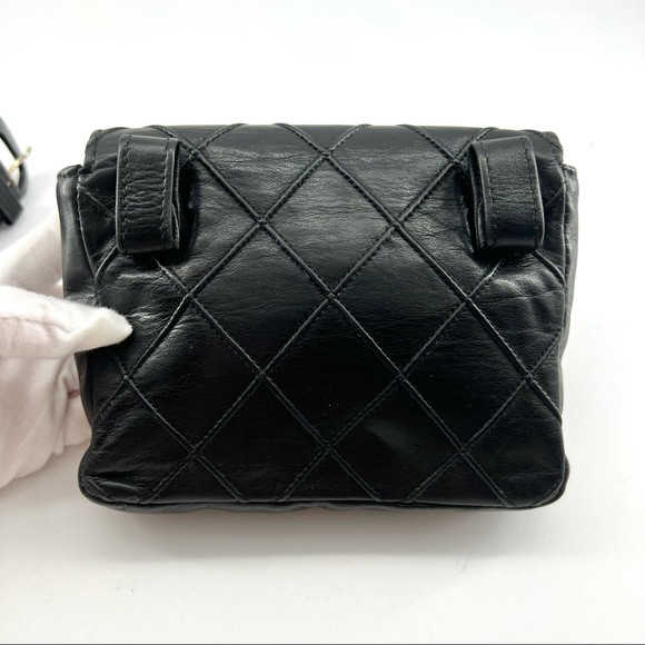 ✈️sold✈️Chanel Black Gold Bag Bum bag Belt - Picture 7 of 16